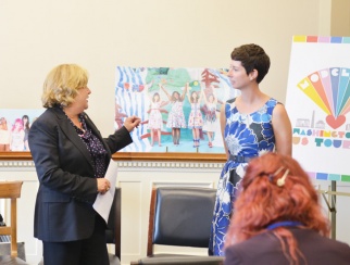  Frances Holuba, Rep. Ileana Ros Lehtinen (left) and ModCloth Founder Susan Koger.